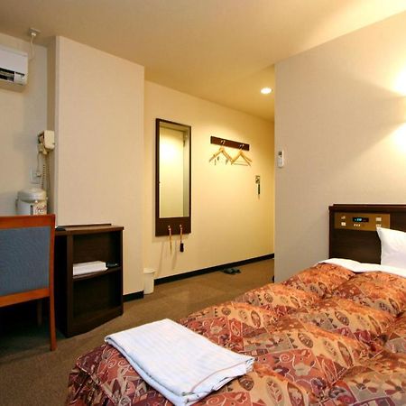 Urban Hotel Kokubu Киришима Стая снимка
